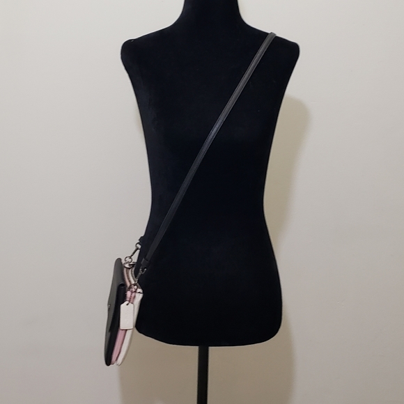 NWT! COACH LIQUIDATION SALE!! PRICES 50% OFF NOW!! - Picture 3 of 14